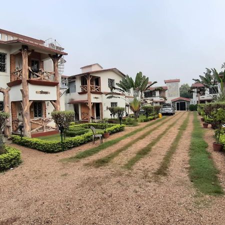 New Hemanjali Resort Bolpur Exteriér fotografie